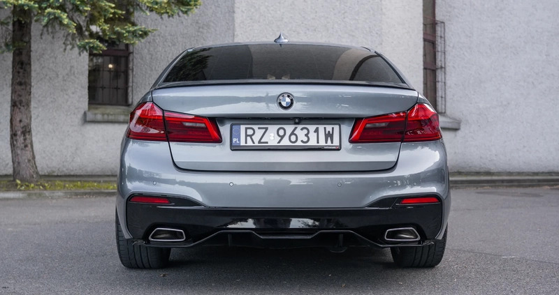 BMW Seria 5 cena 129999 przebieg: 197000, rok produkcji 2017 z Rzeszów małe 781